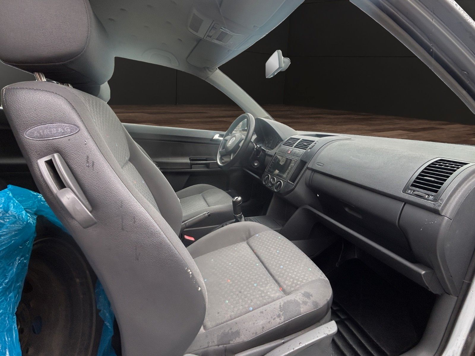 Fahrzeugabbildung Volkswagen Polo 1.2 47kW Trendline Klima/Sport Paket