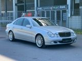 Mercedes-Benz E 200 Kompressor Lim.*KLIMA*SERVO*AHK* - Mercedes-Benz E 200 aus 2004