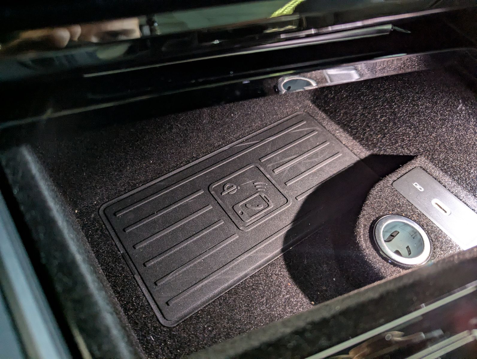 VW Touareg 3.0TDI 4M R-Line VOLL Black 22" UPE 114T - Image 28