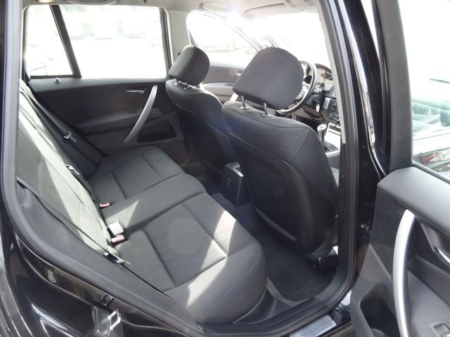 Fahrzeugabbildung BMW X3 2.0d/4x4/2.Hand/SitzH/TopZustand/Alu/