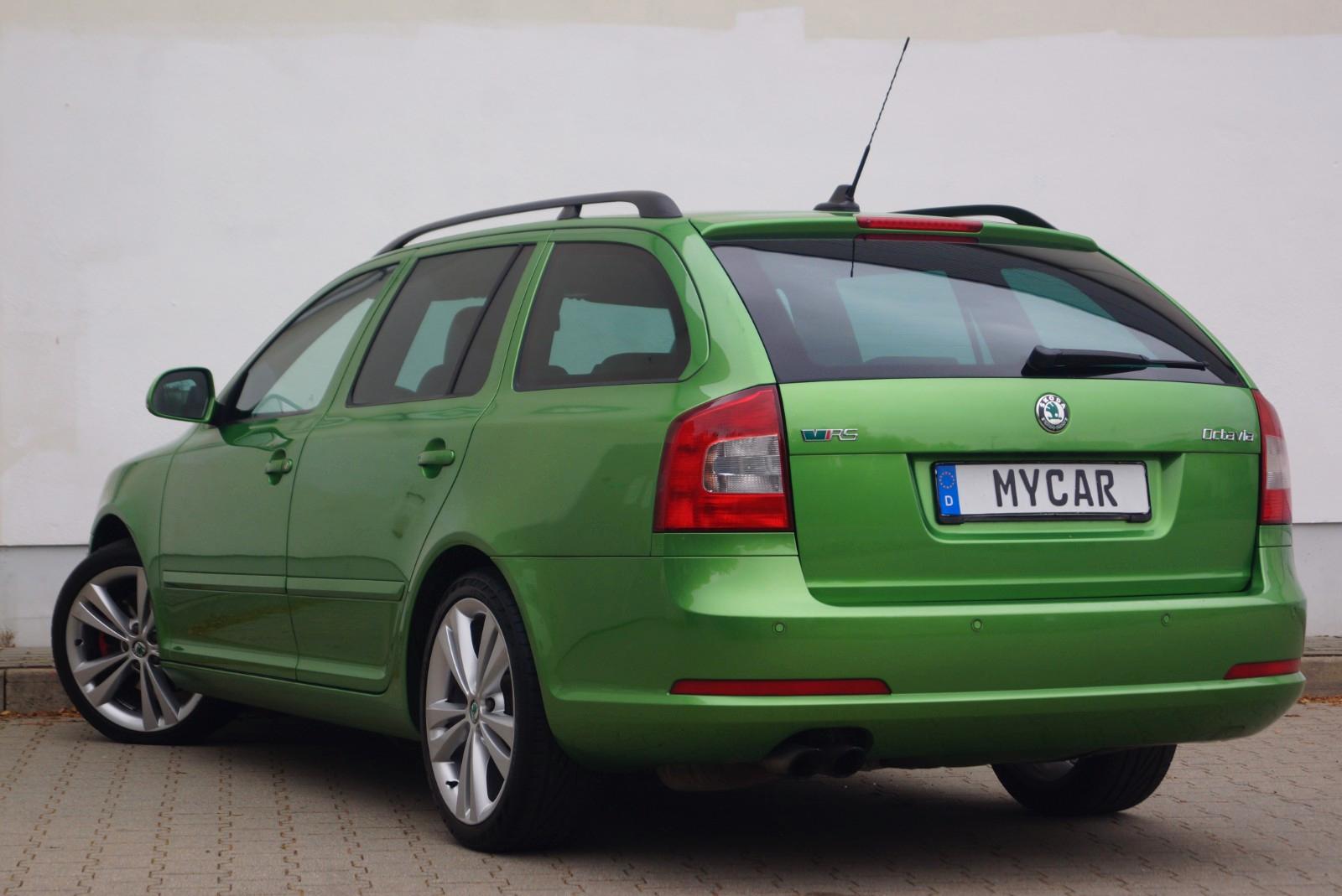 SKODA OCTAVIA COMBI 2.0 RS 200CH - BVM - 1ERE MAIN - TOIT OUVRANT