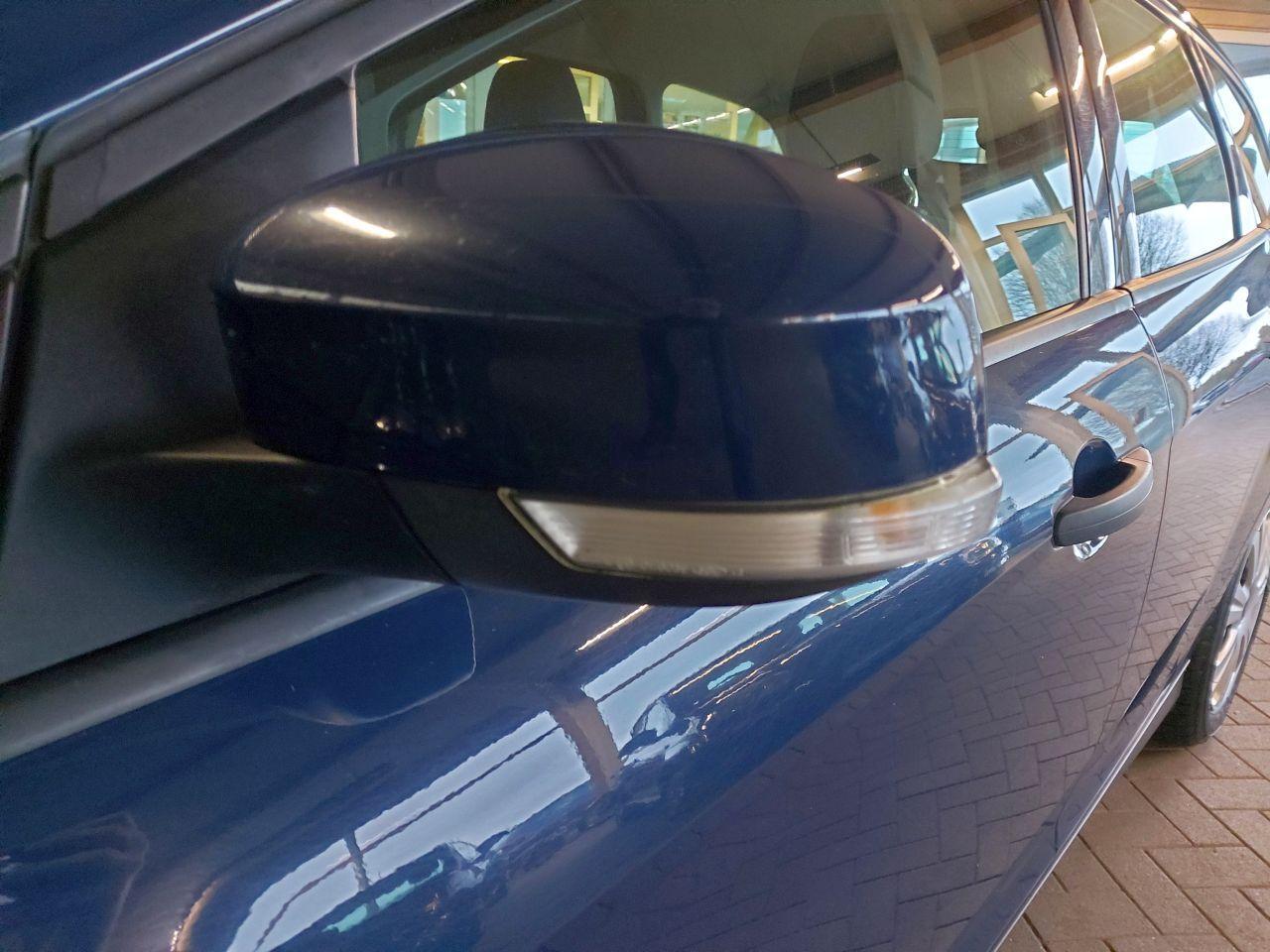 Ford Focus Turnier Ambiente 1,0 Ecoboost 1.Hand Klima