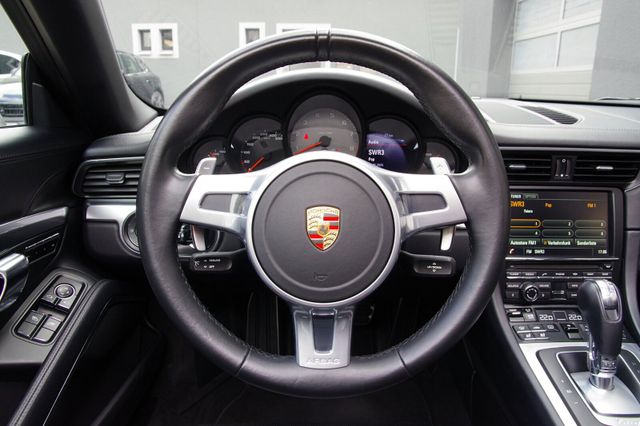 Porsche 991 Targa 4S*Sportabgas,14-W.,Sitzlüftung,BOSE*