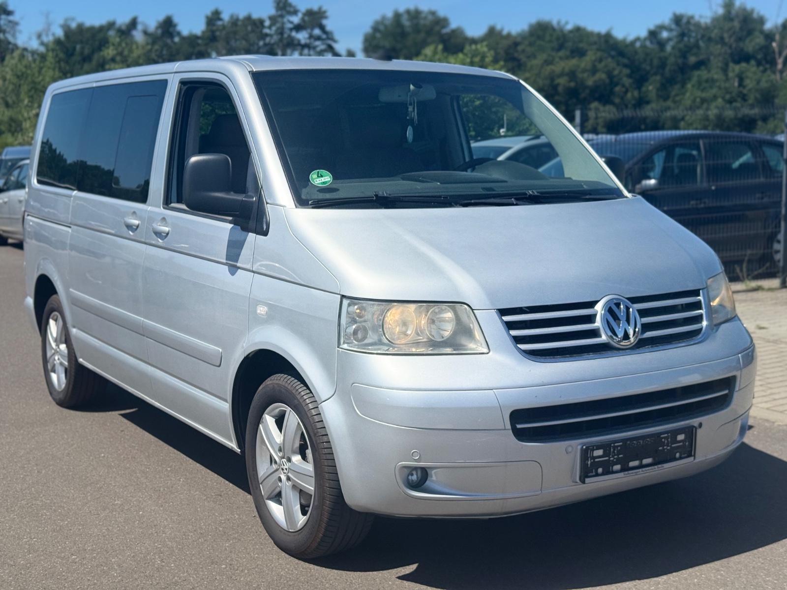Volkswagen T5 Transporter Bus Multivan Highline