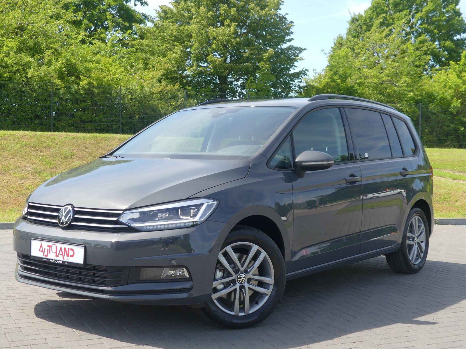 Volkswagen Touran 1.5 TSI DSG Matrix ACC Kamera AHK imagem 2