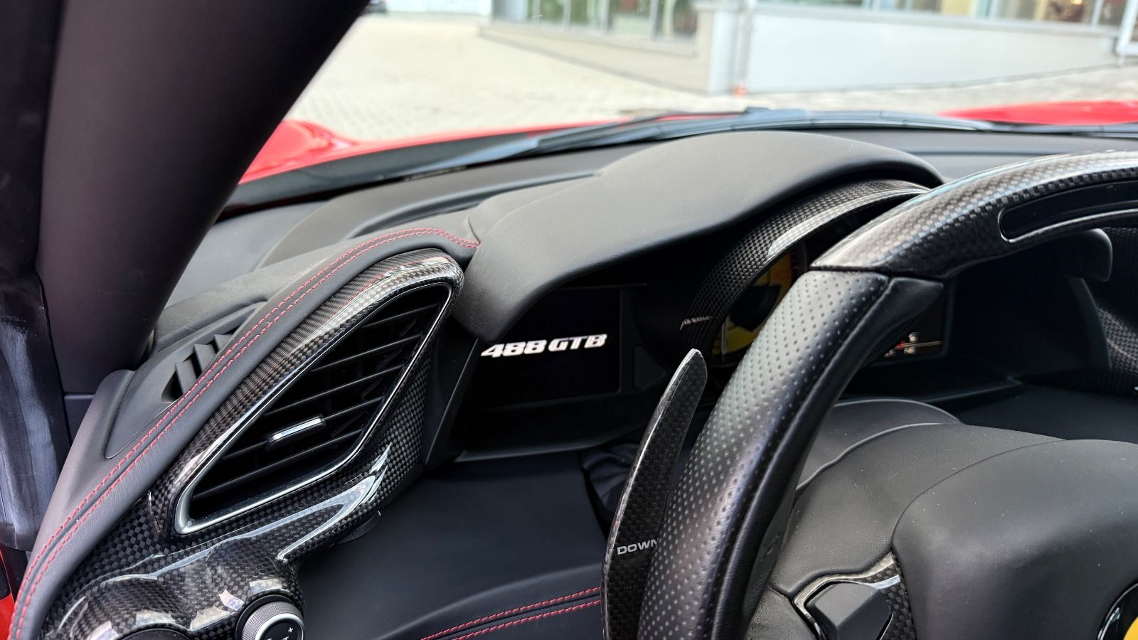 Fahrzeugabbildung Ferrari 488 GTB*Dt.Auto*LED Lenkrad*Lift*Racing Seats