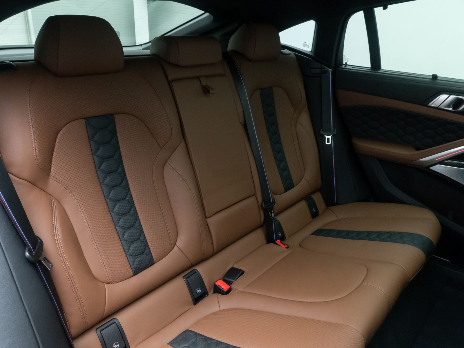 Fahrzeugabbildung BMW X6 M Competition B&W SkyLounge 360&deg; 22Zoll Voll