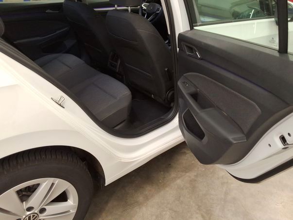Volkswagen Golf - Bild 9
