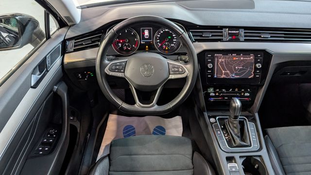 Volkswagen Passat 2.0 TDI Elegance ACC+KAM+MATRIX+AHK