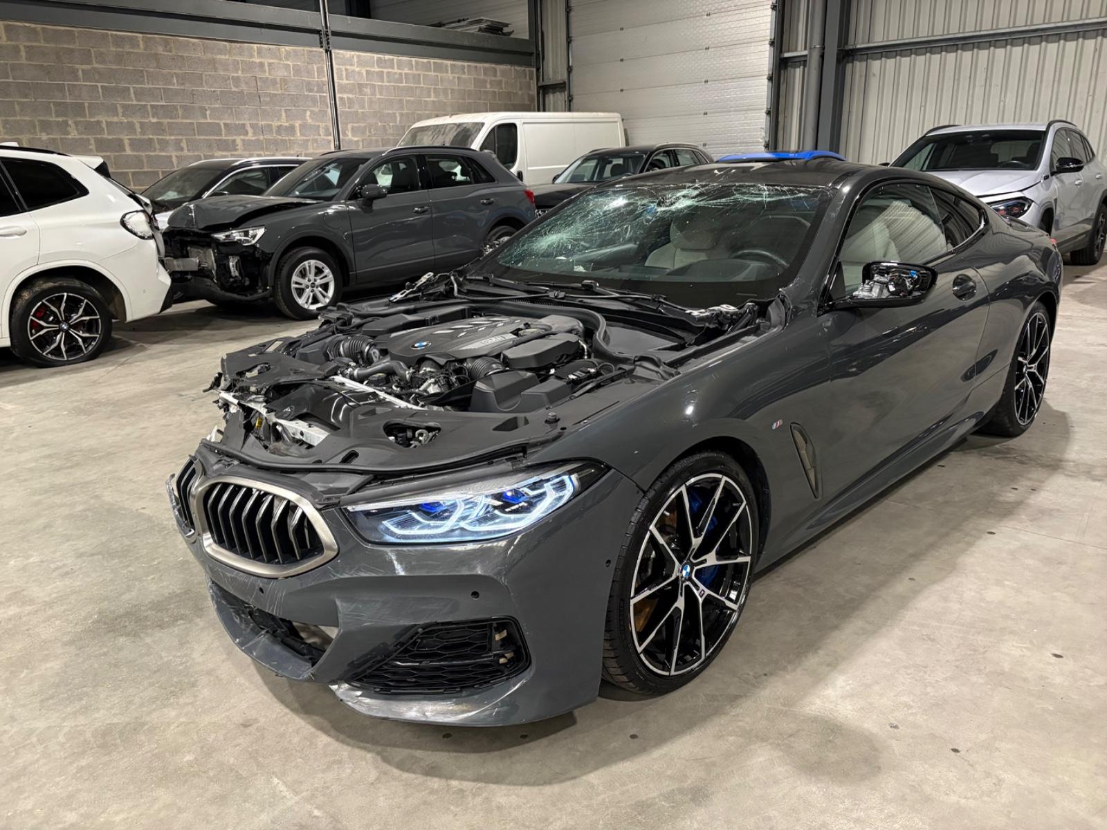 BMW M850i X-DRIVE SHADOW LINE