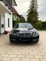 Mercedes-Benz E 220 CDI BlueEFFICIENCY ELEGANCE ELEGANCE - Mercedes-Benz E 220: Cdi Elegance