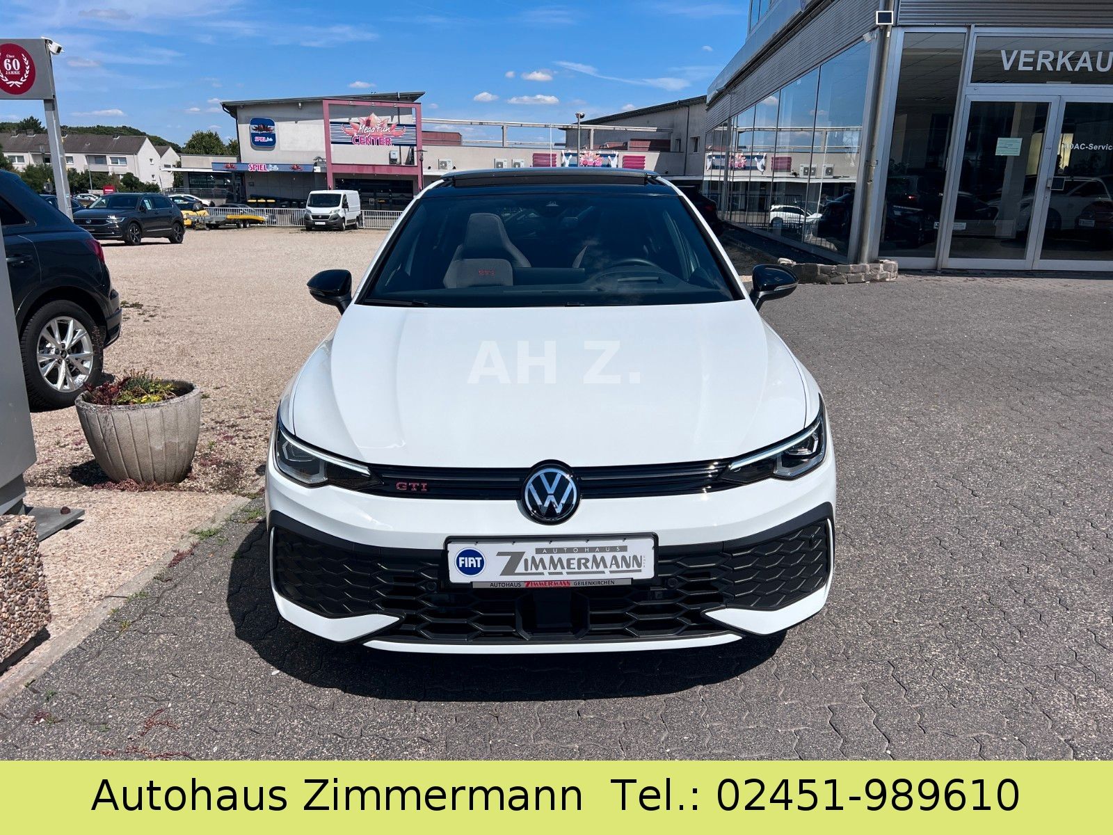 Volkswagen Golf VIII 8,5 Lim GTI PANO BlackStyle 18 HeadUp foto 4