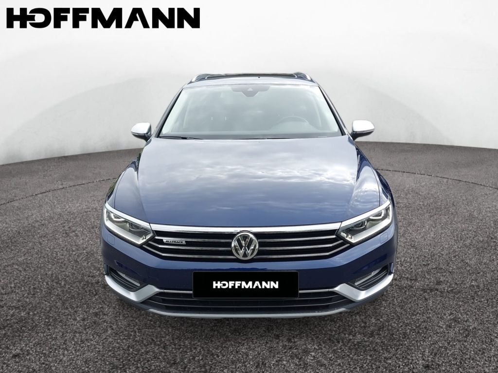 Fahrzeugabbildung Volkswagen Passat Alltrack 2.0 TDI 4Motion DCC AHZV Navi