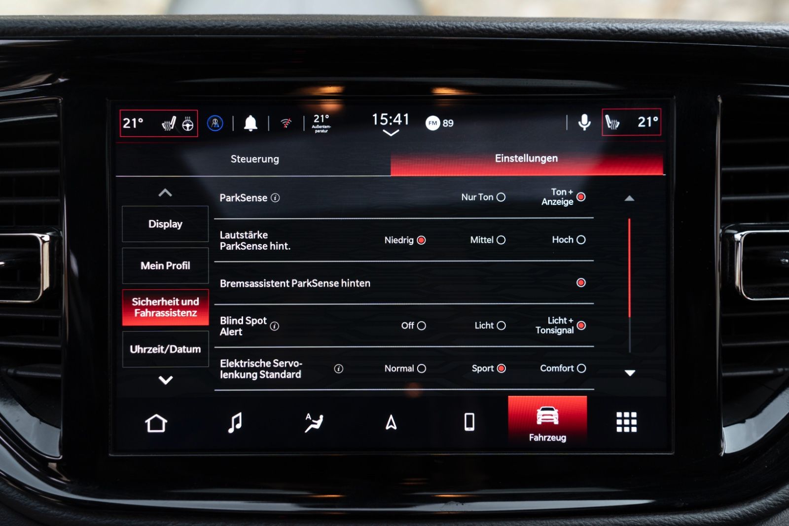 Fahrzeugabbildung Dodge Durango 3,6L GT 4X4 LPG ALPINE KAM CARPLAY AHK