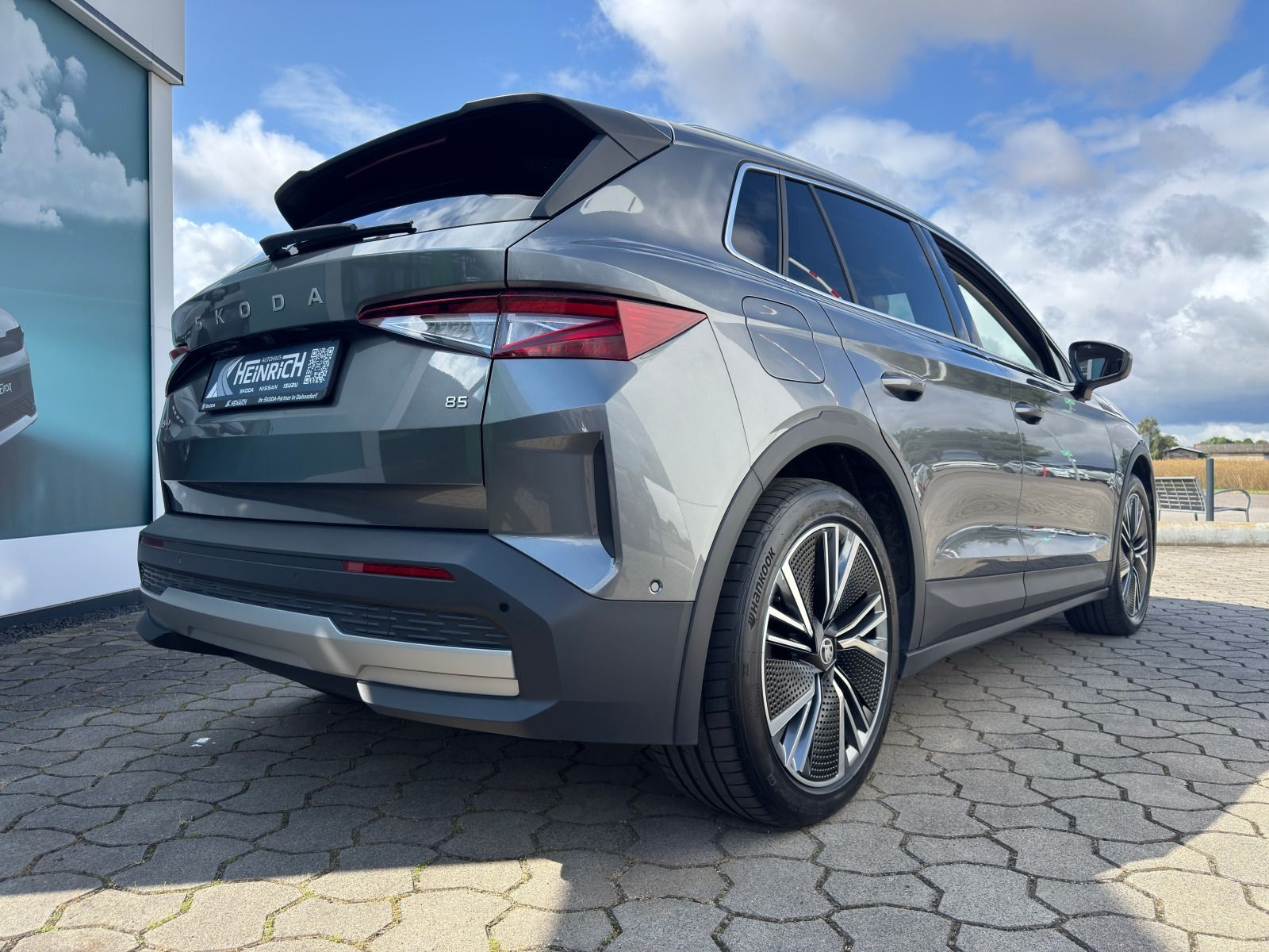 Fahrzeugabbildung SKODA Elroq 85 MAXX*360°Cam*Head-Up*eHeck*20Zoll