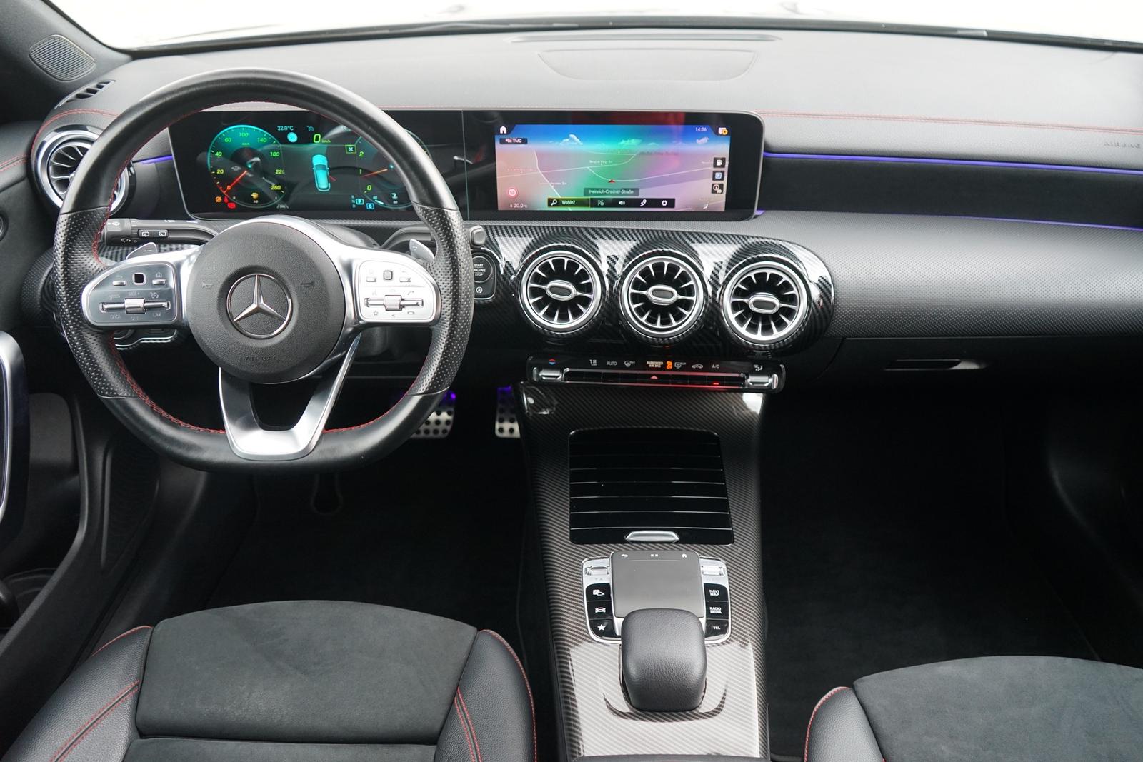 Mercedes-Benz CLA 220 SB AMG Line LED Navi Kamera Spurhalte