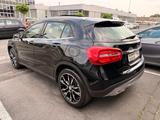 Mercedes-Benz GLA 200 Urban Score 1.HD*PANO*LEDER*NAV*XEN*19'' - Mercedes-Benz GLA 200 Gebrauchtwagen in Düsseldorf