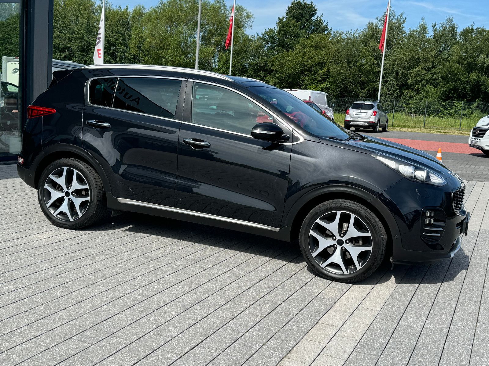 Fahrzeugabbildung Kia Sportage GT-Line 4WD,Navi,Leder,Sitzh,Kamera v+h