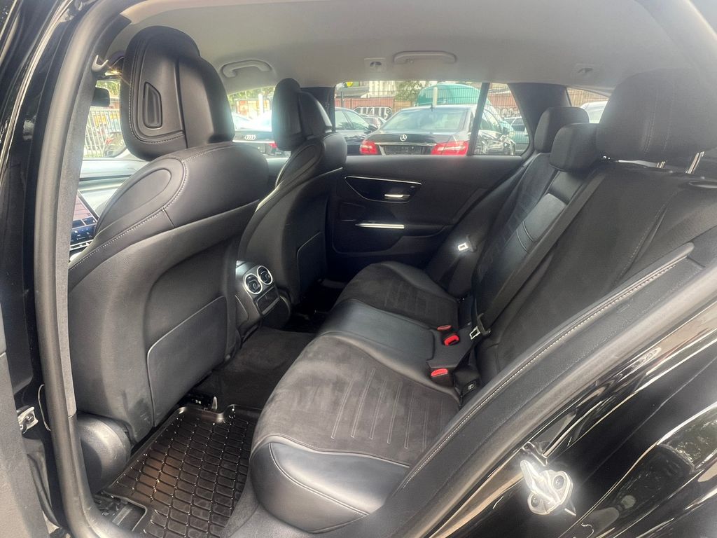 Mercedes-Benz C 220 d 4MATIC T*AMG Paket*Navi*LED*R-Cam