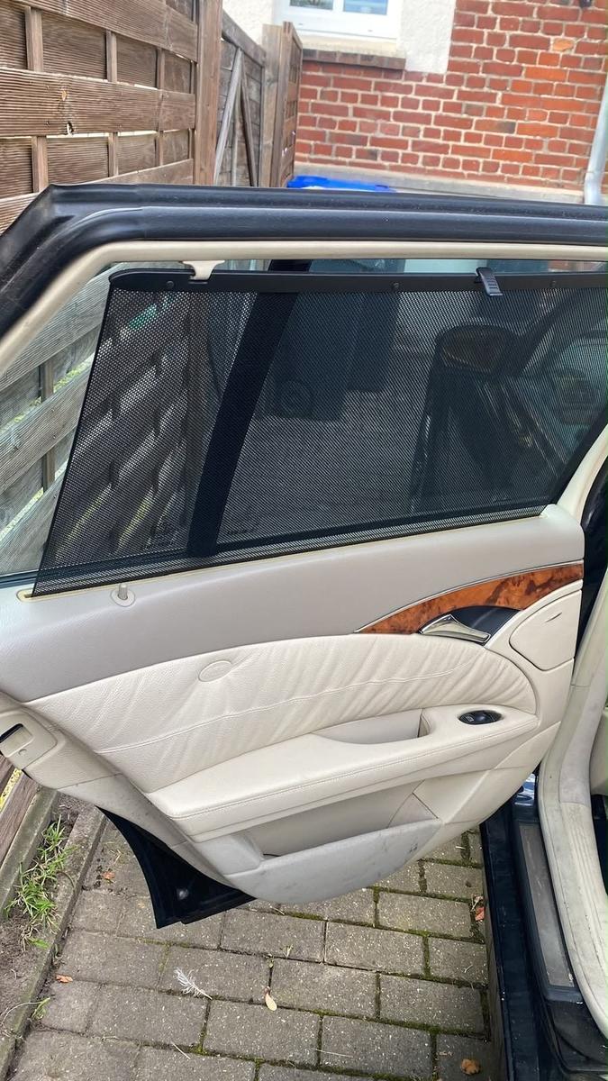 Mercedes-Benz E500 2005 — photo 10