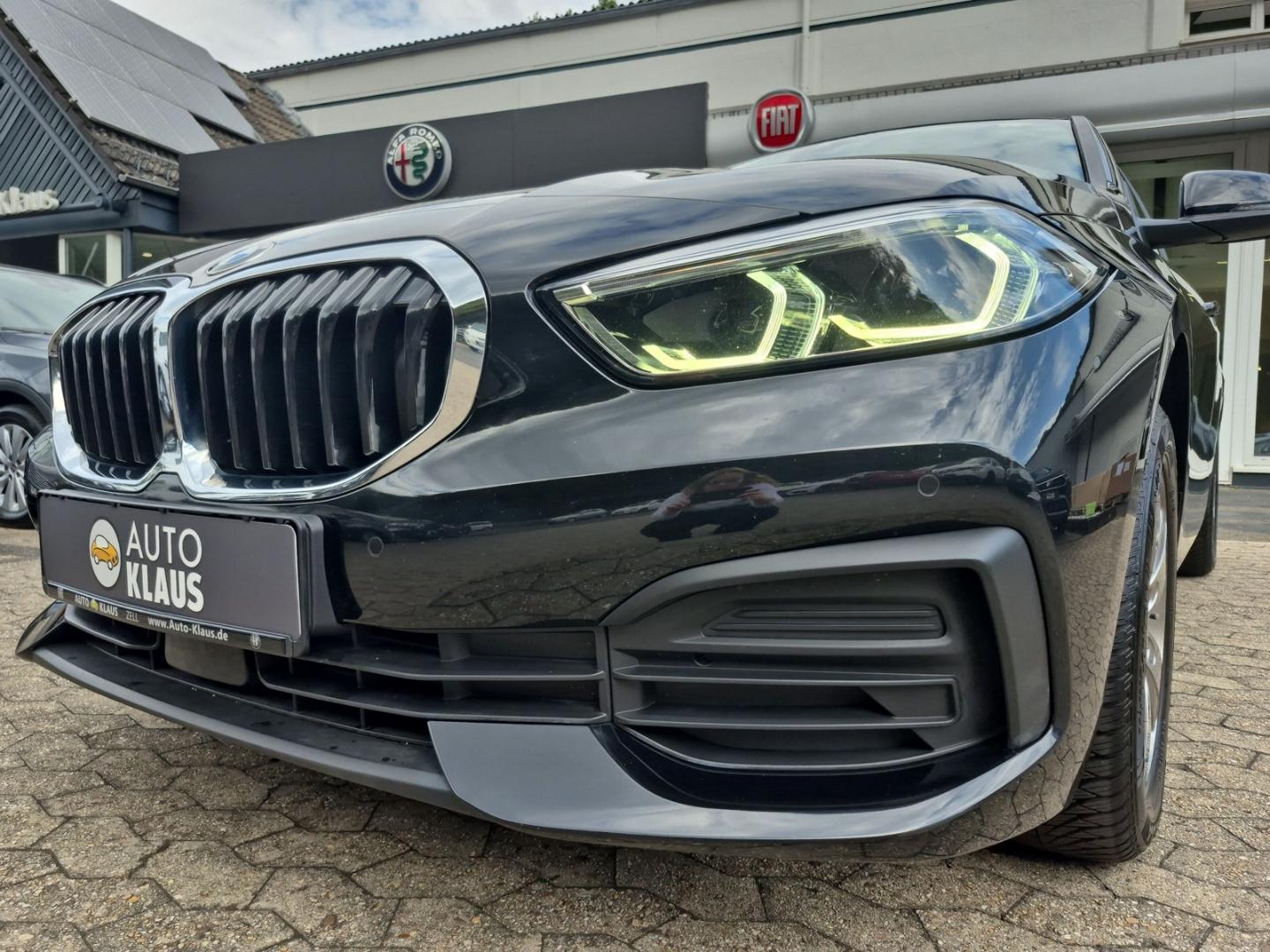 BMW 118 i Advantage Navi CarPlay LED PDC Sitzheizung, миниатюра 5