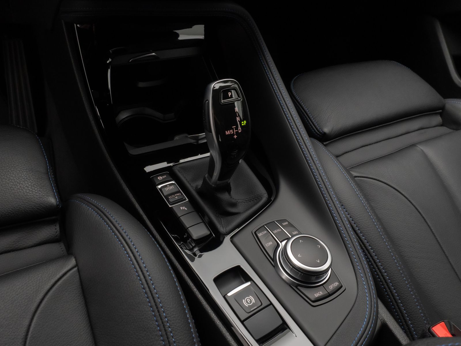 Fahrzeugabbildung BMW X1 sD20d M Sport NaviPlu HUD DAB Alarm Leder 18"