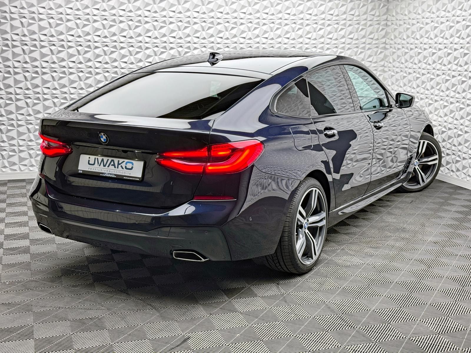 Fahrzeugabbildung BMW XDR/M-PAKET/AKTIVLENK/NIGHTV/ACC/H&K/LUFT/PANO