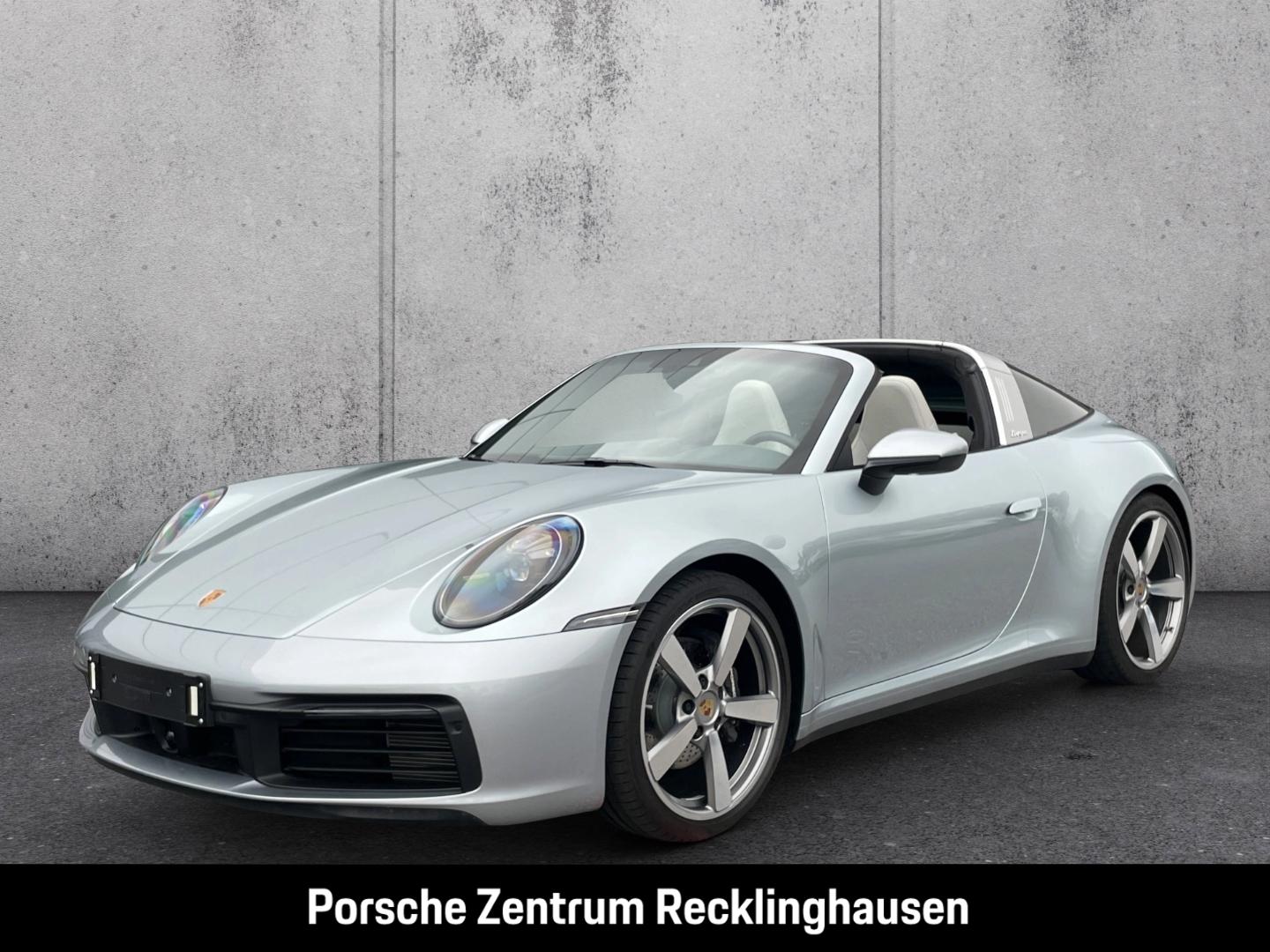 Porsche 992 911 Targa 4 Sportabgasanlage LED-Matrix BOSE