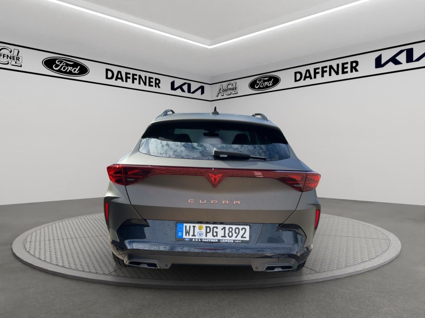 Fahrzeugabbildung CUPRA Formentor 1.5 eTSI 110 kW Navi Digitales Cockpit