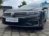 Volkswagen Passat Variant GTE  1.4 TSI *LED-MATRIX/NAVI/ACC - mit Hybrid-Antrieb: Braun, Kombi