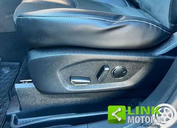 Ford S-Max - 12