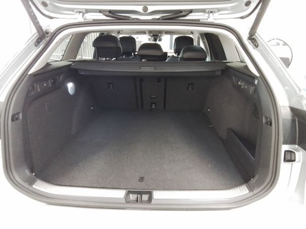 Volkswagen Passat Variant - Bild 8