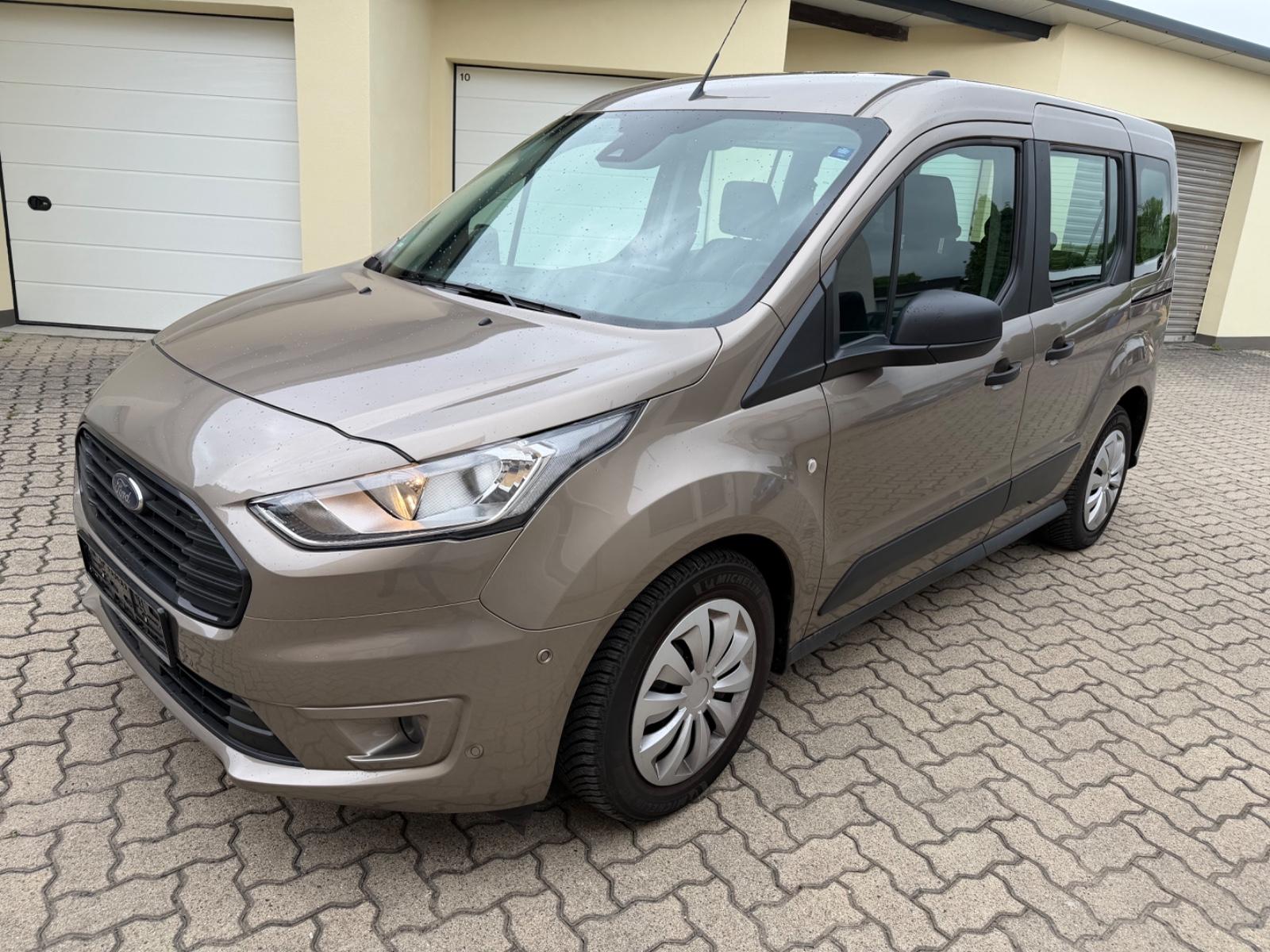 Ford Tourneo Connect 1.0  KLIMAAUTOMATIK ALU KAMARA