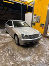 Mercedes-Benz Mercedes C200 Kompressor - Mercedes-Benz C 200 mit LPG-Antrieb: Automatik