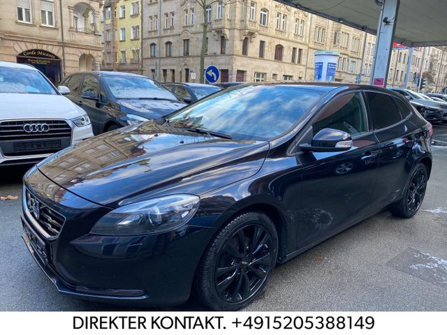 Volvo V40 D2 Momentum NAVI XENON ALU