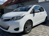 Toyota Yaris 1,0-l-Dual-VVT-i, StHz, SHz, Kamera, eFH - Toyota Yaris von privat