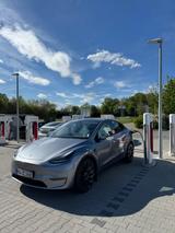 Tesla Model Y Performance *AHK*Camping - Tesla Model Y in Stuttgart