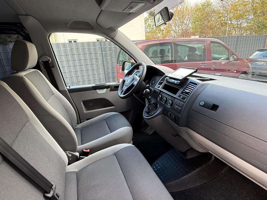 Volkswagen T5 Kombi