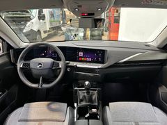 Fahrzeugabbildung Opel Astra L 1.2 Turbo Elegance LED Kamera Sitzhzng