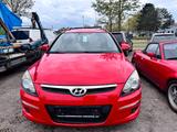 Hyundai i30 cw FIFA WM Edition*KLIMA*ELKT.FENSTER*BC - Hyundai i30: Fifa Wm Edition