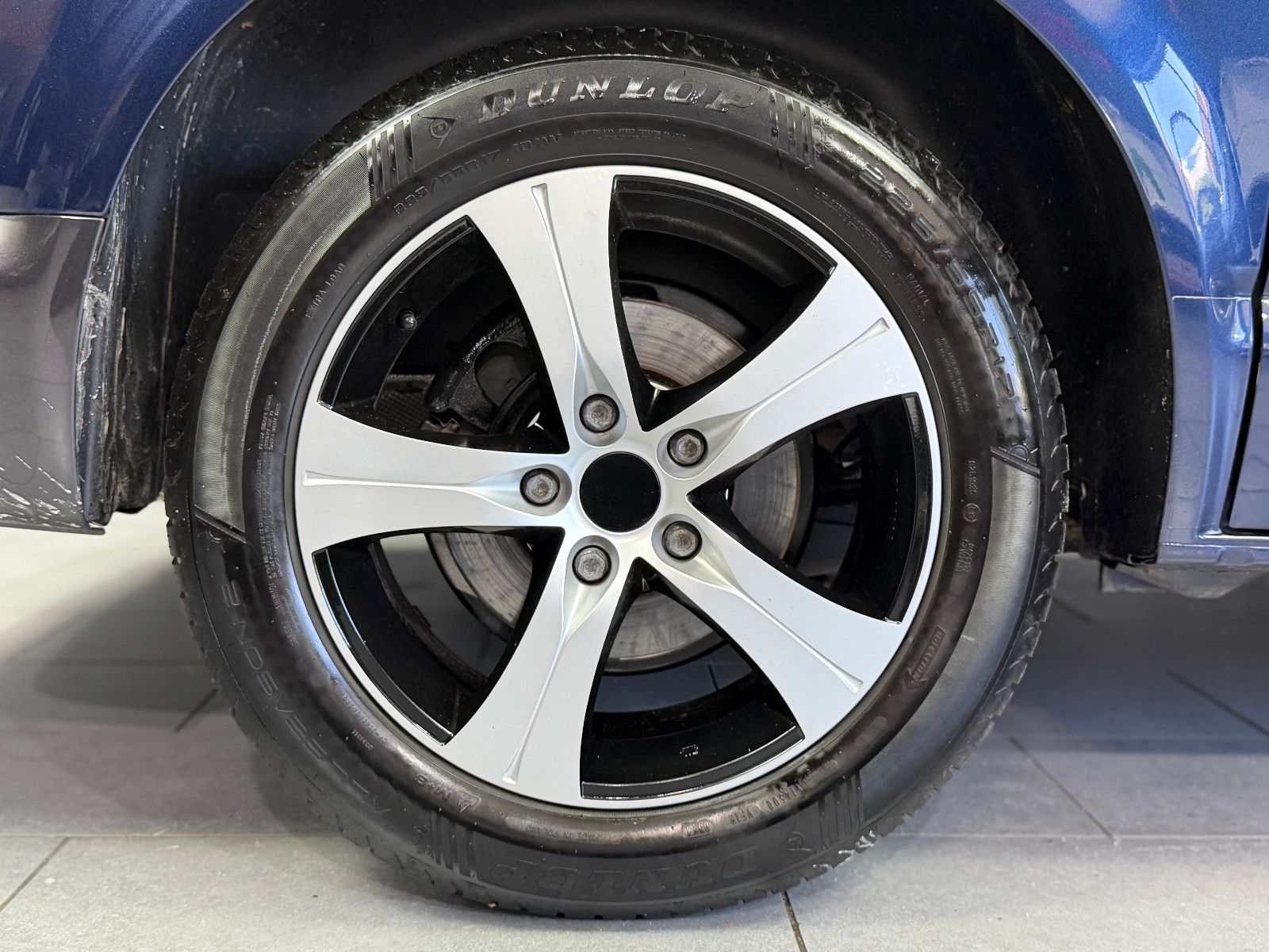 Fahrzeugabbildung Volkswagen T5 Transporter Kasten |KLIMA|1.HAND|RECARO|UMBAU