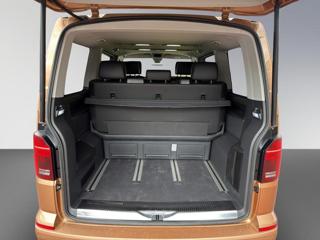 Volkswagen T6.1 Transporter Multivan 2.0 TDI Multivan Highl