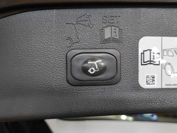 Ford Kuga - 12
