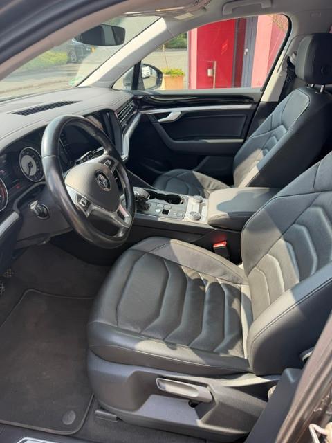 VOLKSWAGEN TOUAREG ELEGANCE 4MOTION 231 CH 4X4 BVA - HAYON ÉLECTRIQUE