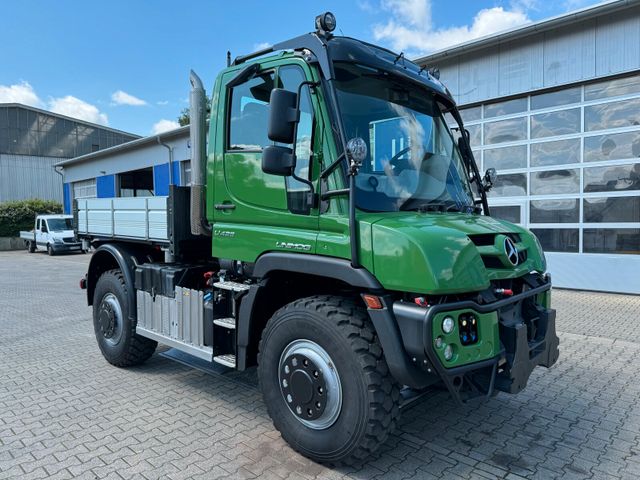 Unimog U435 Kipper mit Reifendruckregelanlage