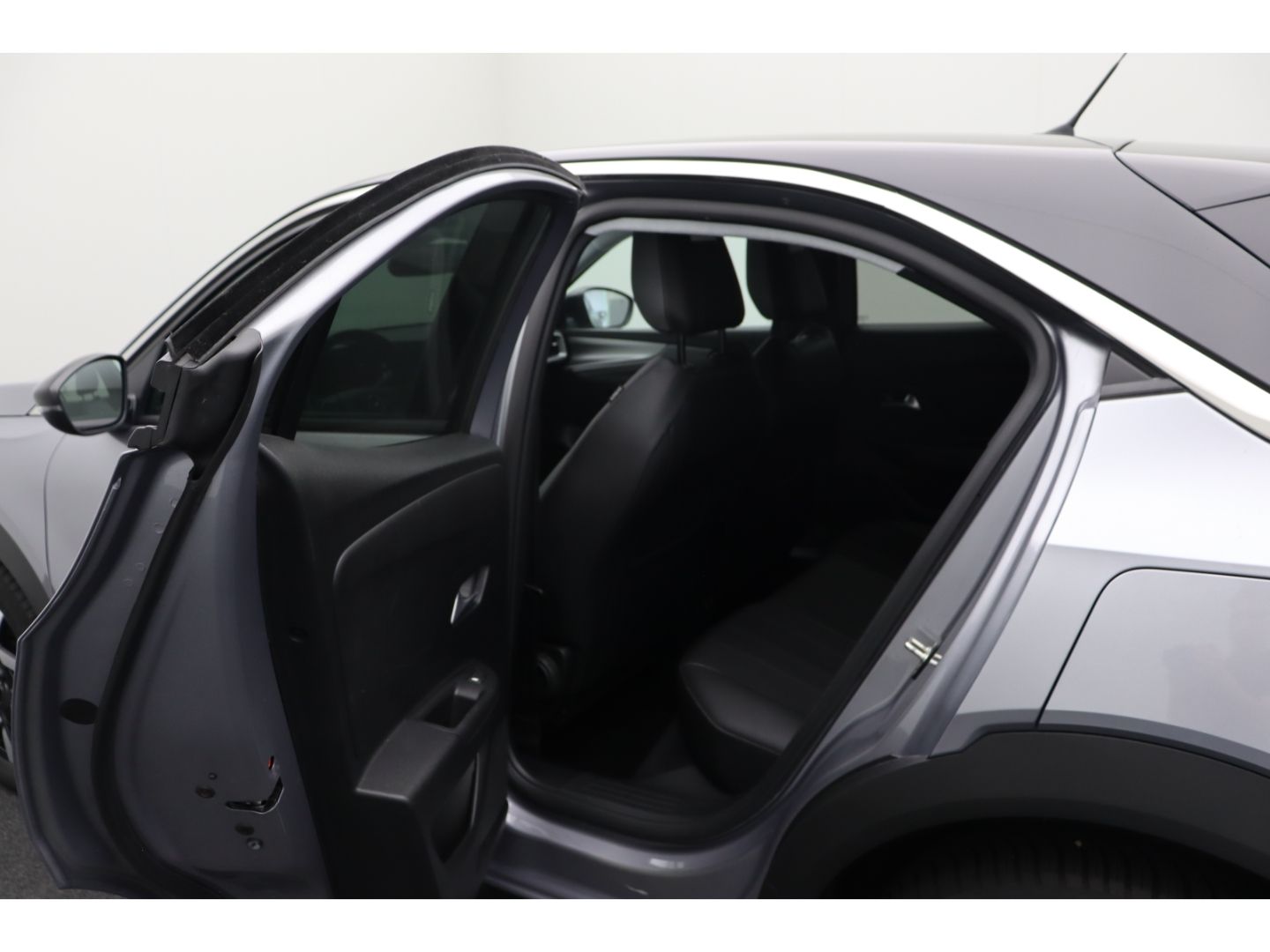 Fahrzeugabbildung Opel Mokka 1.2 Elegance Kamera SHZ Einparkhilfe