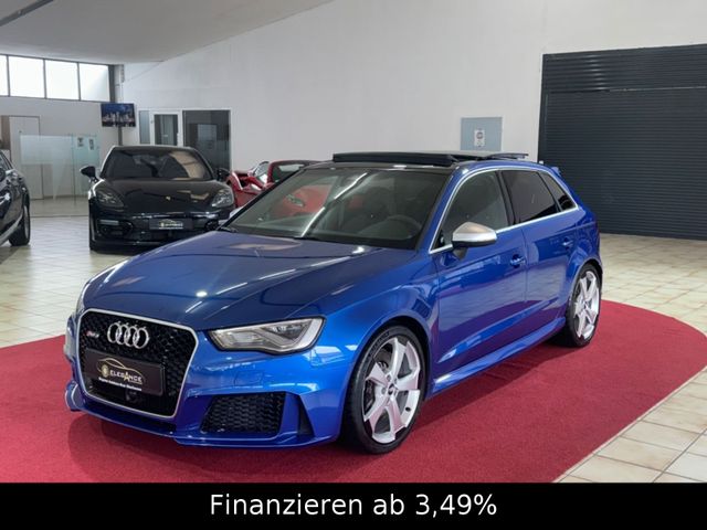 Audi RS3  Sportback Panorama