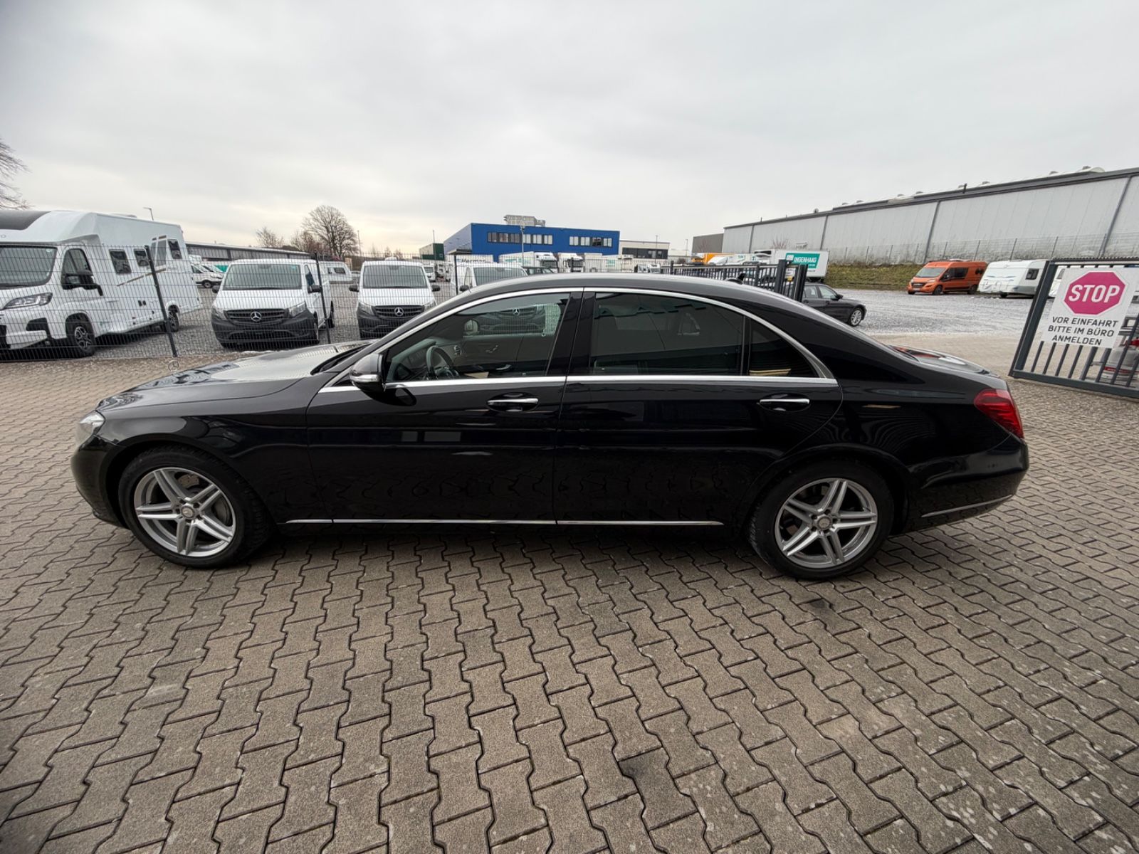 Fahrzeugabbildung Mercedes-Benz S 350 d Bluetec Lang Navi