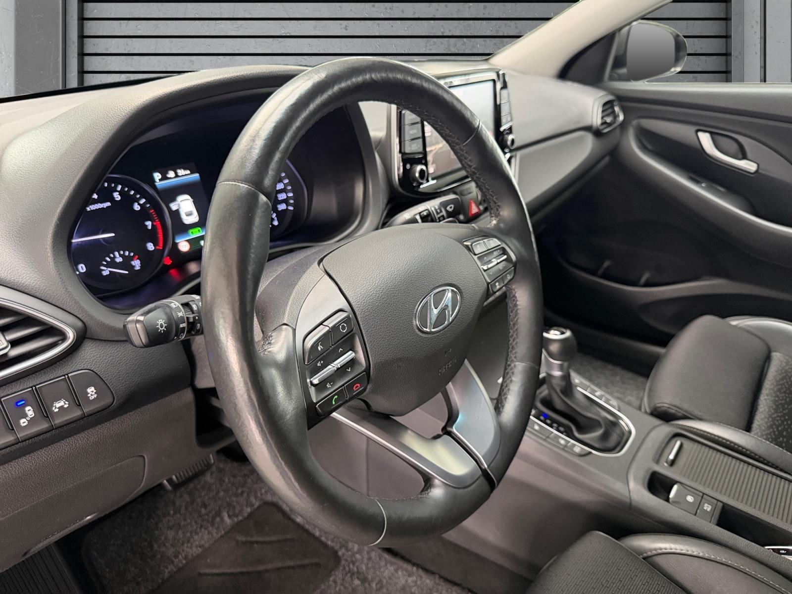 Hyundai I30 FASTBACK PREMIUM DCT NAVI+LED+DAB+APPLE+ACC+