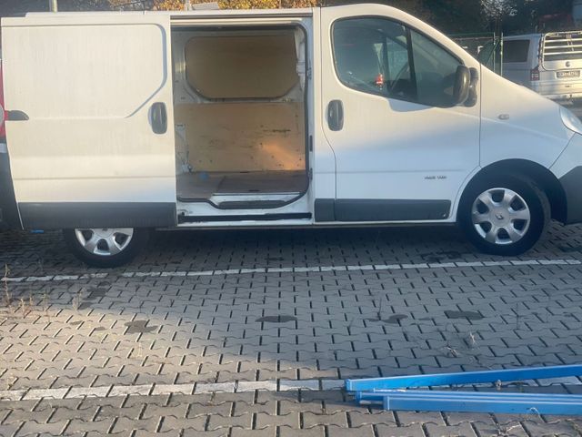 Renault Trafic 2.0.